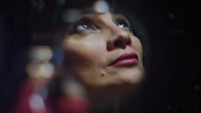 Image QUEER MOMENTI: Yo soy Alma (d. Mariana Manuela Bellone, 2021)